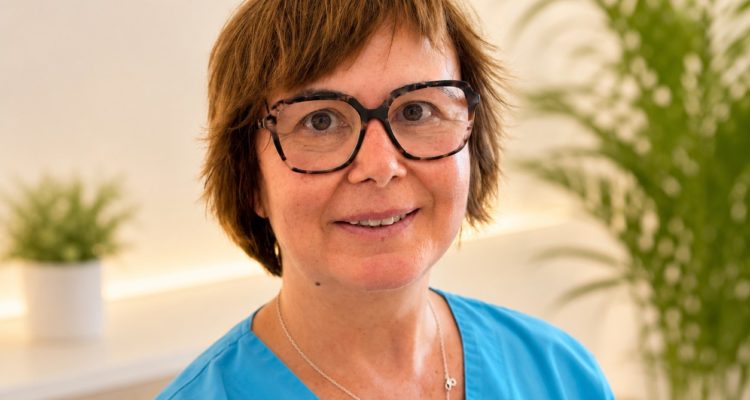 Angela Kästner, Sterilgutassistentin in der Zahnarztpraxis Dr. Göllner